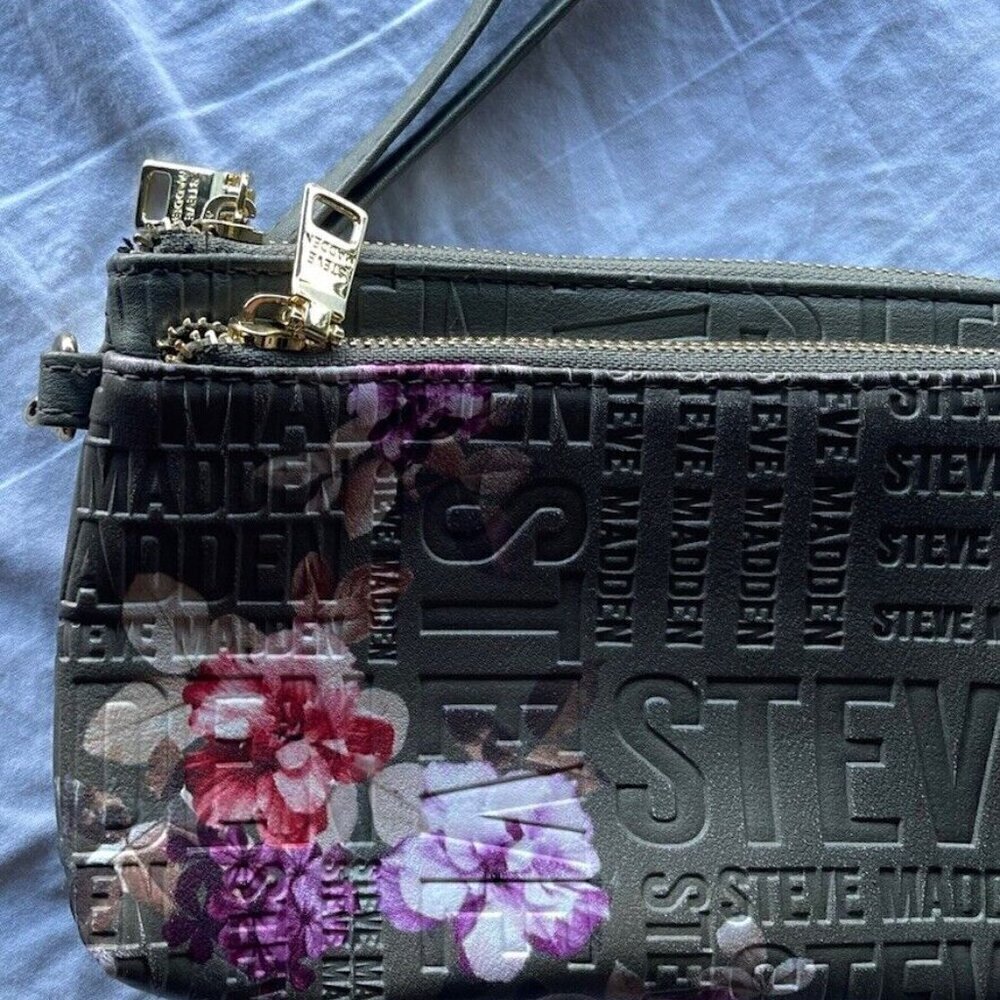 STEVE MADDEN Floral Mauve Wristlet Double Zip Wallet Bag Clutch Quilted - Picture 3 of 15